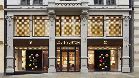 louis vuitton curacao|louis vuitton store finder.